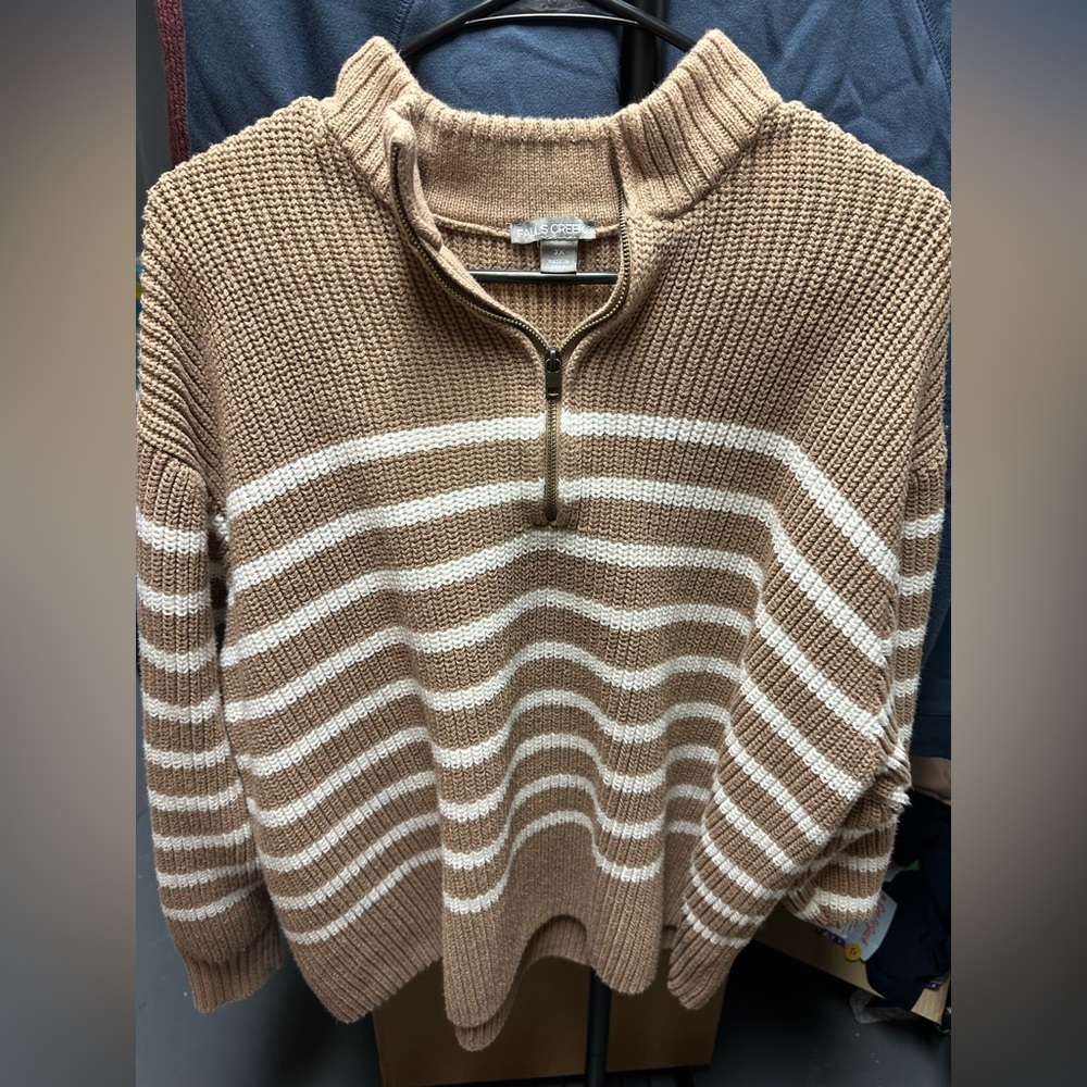 Falls Creek Tan and Cream Zip-Up Sweater‎